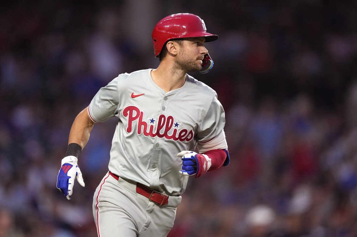 Trea Turner colpisce due fuoricampo mentre i Phillies respingono i Cubs per la vittoria per 6-4